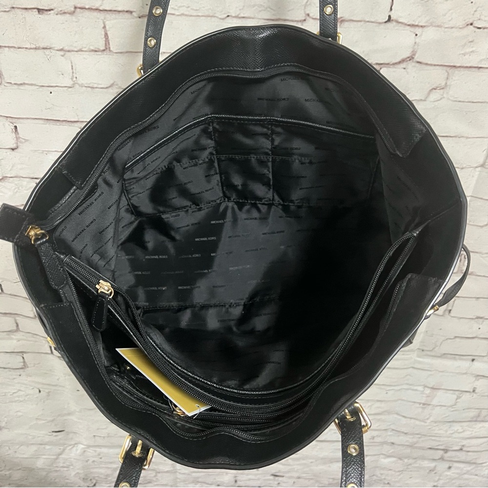 Michael Kors Limited Edition Voyager Love Tote Bag Black Stud Large Purse NWT - Picture 8 of 16